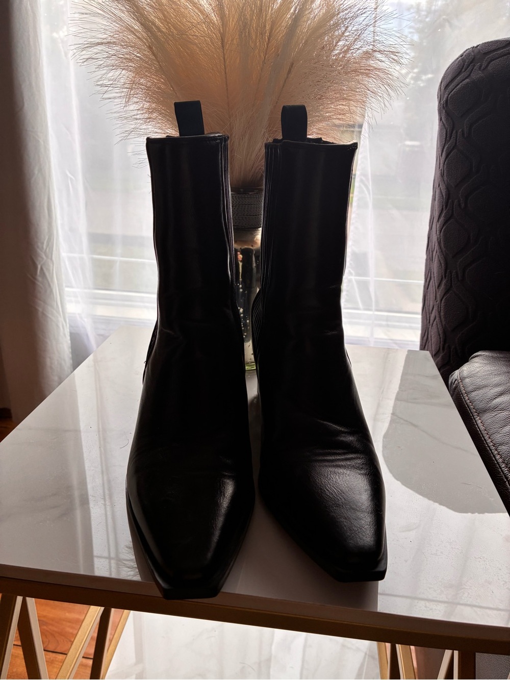 Black Women’s Leather Chelsea Boots - Classic Pull-On Style